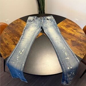 Valabasas Distressed Jeans